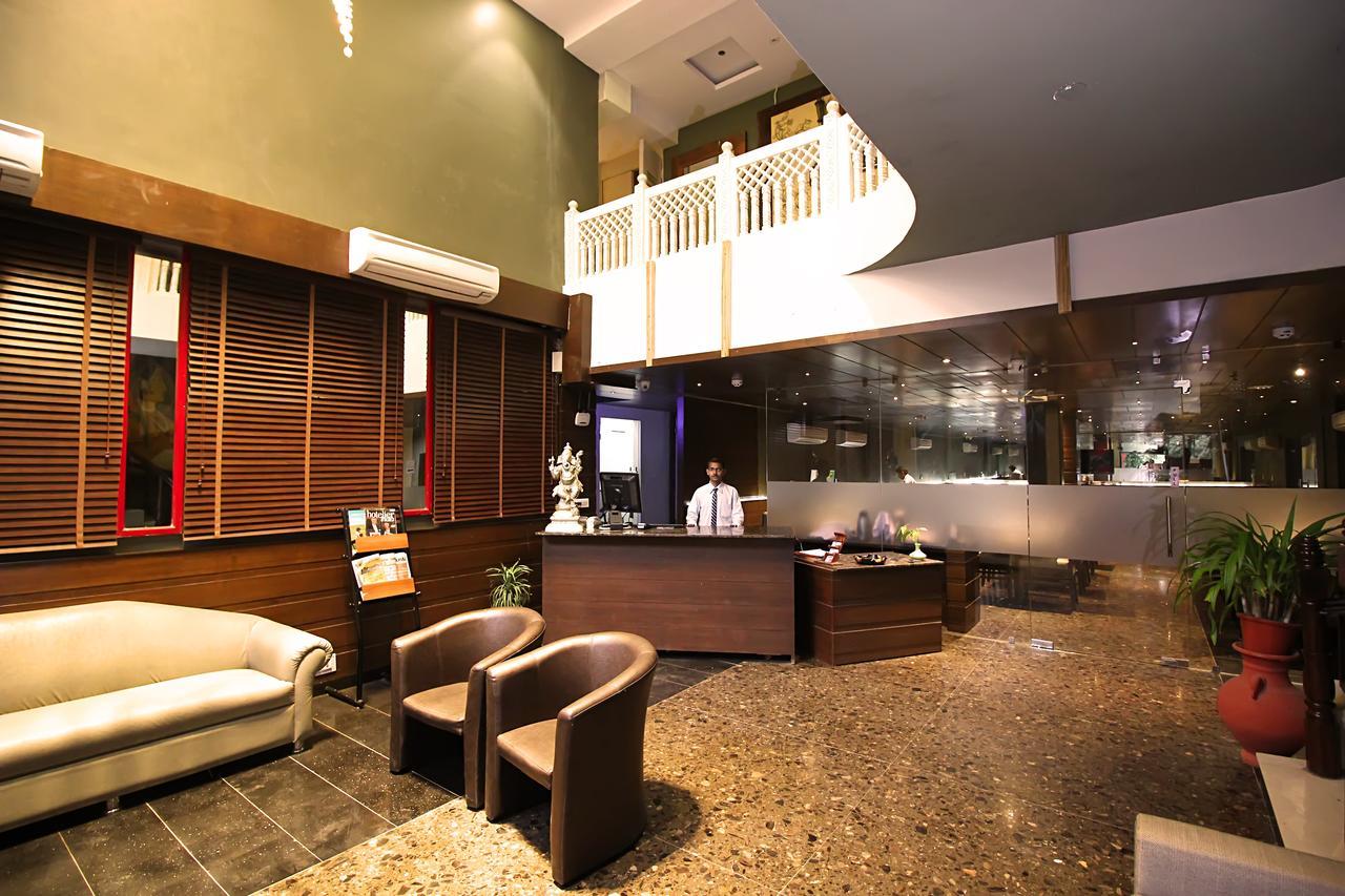 Aravali Clarks Inn Alwar Exterior photo